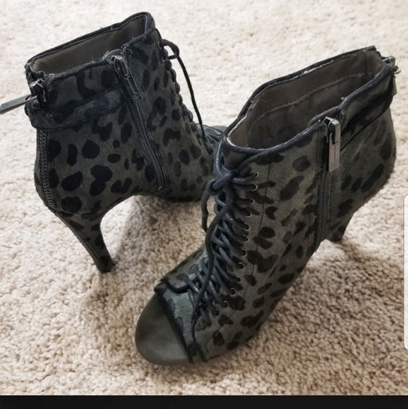 Jessica Simpson Shoes - Jessica Simpson booties, size 7.5
